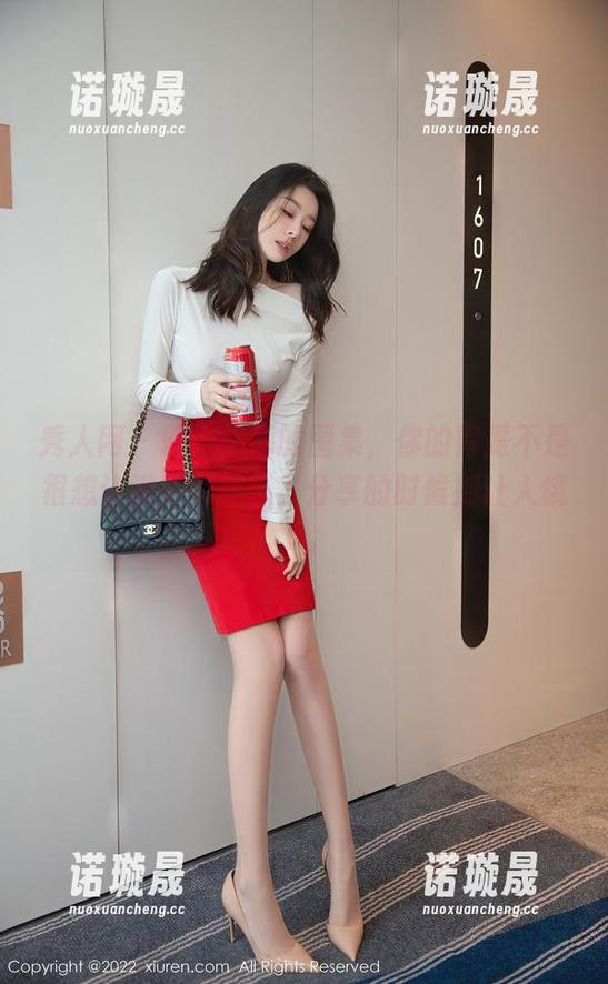 秀人网-奶酥 秀人网 - 厨娘奶酥的图集,你的胃是不是很想认识她的手艺?分享的时候别让人饿了。