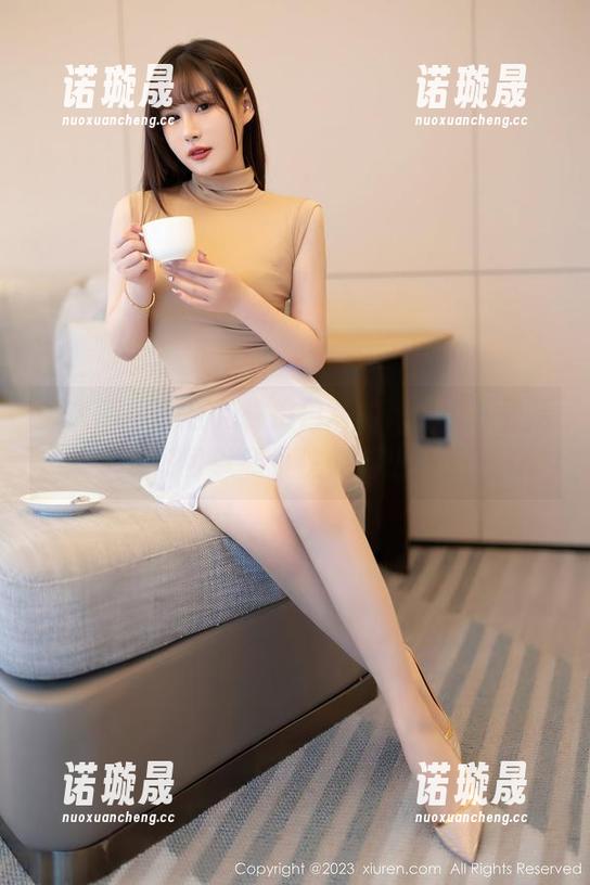秀人网 - 明日花桃桃日常的作品，下载后正好可以和小伙伴们抬杠了