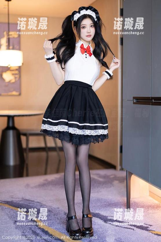 秀人网 - 李佳芮Cherie在教室里，福利图集，能不能不让我想歪？