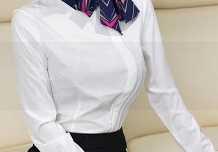 秀人网 – 看到温柔的柔穿上制服，我开始思考制服的哲学