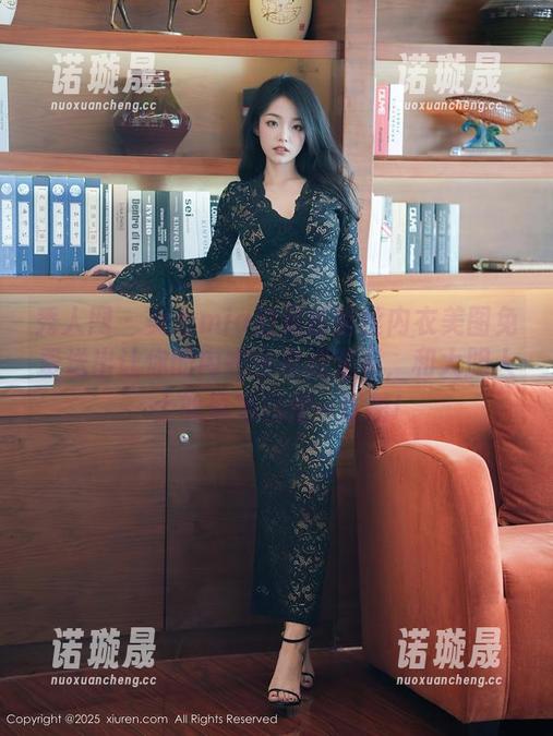 秀人网-美七mia 秀人网 - 美七mia的黑丝蕾丝内衣美图免费送出让你的内衣也有点光彩,和大胆人士的风范只差一张图!