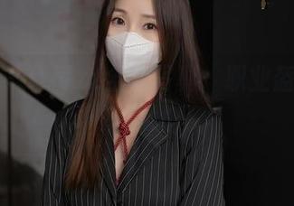 秀人网 – 草莓zz全套写真：职业盔甲，千娇百媚；