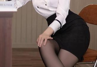 秀人网 – 你以为长腿只是一种姿态？蕾蕾醒了没福利站，你会明白的！