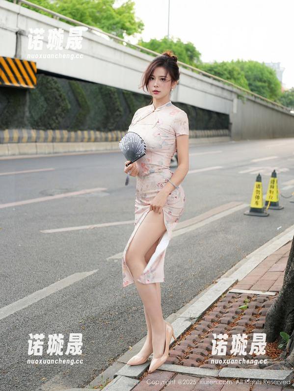 秀人网 - 美图×无圣光——赵惟依coco的内衣展示是如何翻身的？