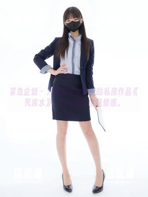 紧急企划-小恩 紧急企划 - 只想告诉你小恩的私房作品《死库水》,这一滴水全是情感。