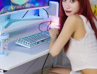绮梦摄影 – Yaya的美图合集，裤里丝里藏着的不只是颜色，还有一丝丝想象。