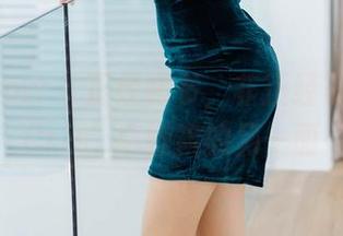 花漾show – 正经秘书，非正经写真——Cris_卓娅祺的另一面