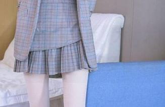 袜啵啵 – 高清和服写真，不得不说小沫的每个角度都让我想多看几眼！