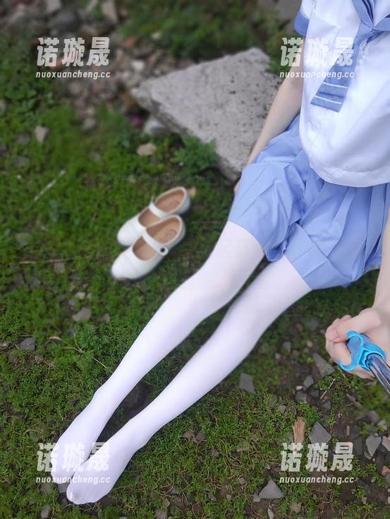 西尔酱的睡衣，让我想起某种奇怪的清晨。