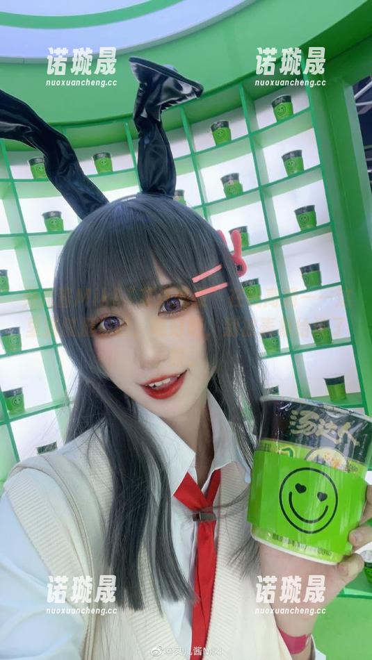 贝儿酱Miki“艾米莉亚”在线高清——这里猫腻挺多的，瞧好吧，别被表象给迷了眼。