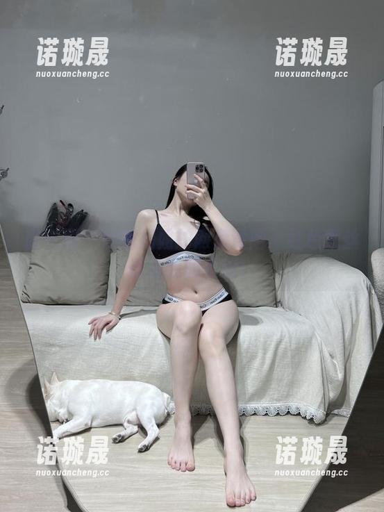 铁锤姐姐 微密圈 - 铁锤姐姐的网盘冒险:红色蕾丝拯救我的衣橱!