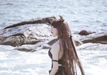 阿薰kaOri觉得，秘书其实也可以是美图里的风景呀