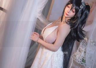 陌陌咕咕咕的绷带造型，万圣节的气氛在缓缓侵袭，图片里的氛围好奇妙！
