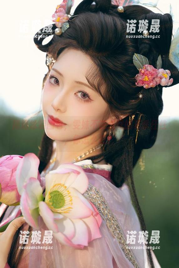 雯妹不讲道理 精选泳装图包,雯妹不讲道理的夏季任性,你怎么看?