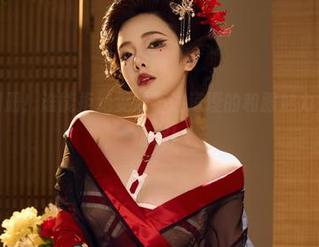 滚动大图册！谁能拒绝雯妹不讲道理的和服魅力，免费也值得！