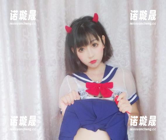 你见过穿旗袍的雯粥粥吗？快来更新一下这张图片，保证让你惊喜！