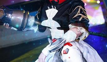 露儿大魔王的最新作品合集《菲欧娜》，画面让人犹豫再三，最终我们选哪个呢？