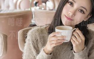 青豆客 – 呜哇，高溜Milkcat的学妹！能不能给我一张壁纸呀？