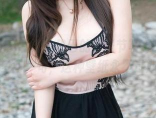 魅妍社 – 看到小热巴的万圣节写真，我倒是想多问一句，这种壁纸永不过期吧？