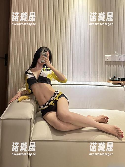 黎允熙 微密圈 - 私拍合集扒一扒,黎允熙的那身蕾丝,隐藏的小心思不只有颜色那么简单。